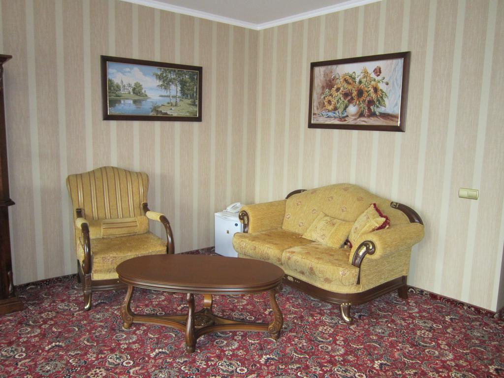 Quelle Polyana Hotel Ruang foto